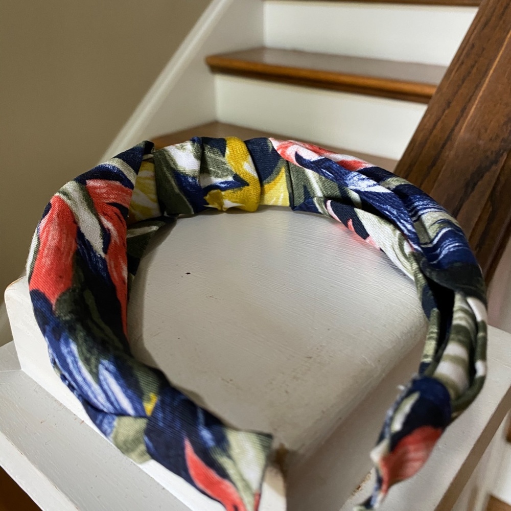 NWOT Anthropologie Blue Green Pink Yellow Tropical Floral  Knot  Headband - Picture 9 of 9